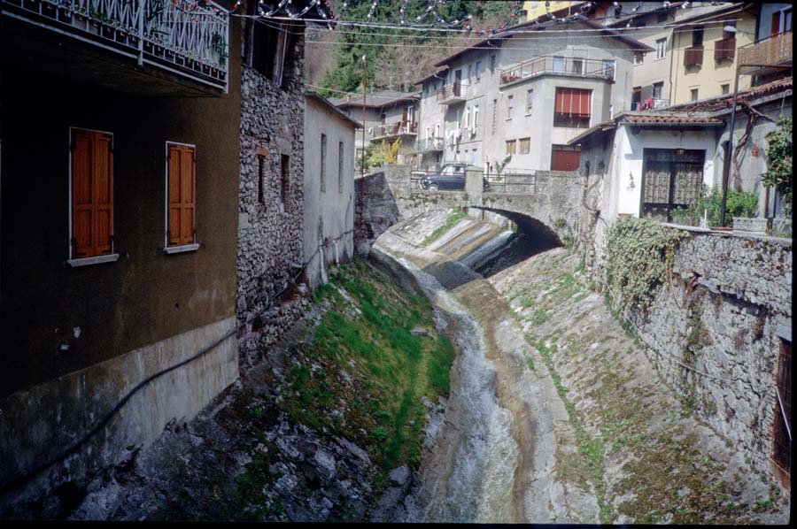 Garda2000_006